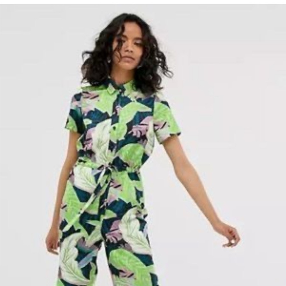 ASOS women’s short sleeve printed jumpsuit Tropical Sz 10 NWOT